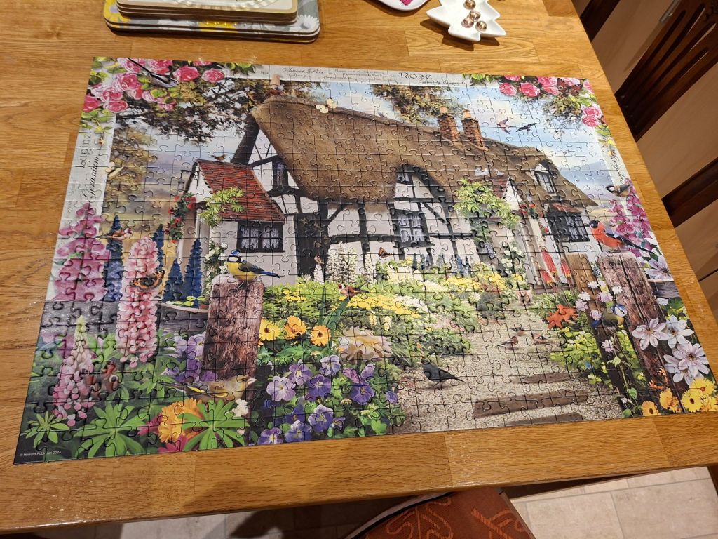 Country Cottage Jigsaw Puzzle